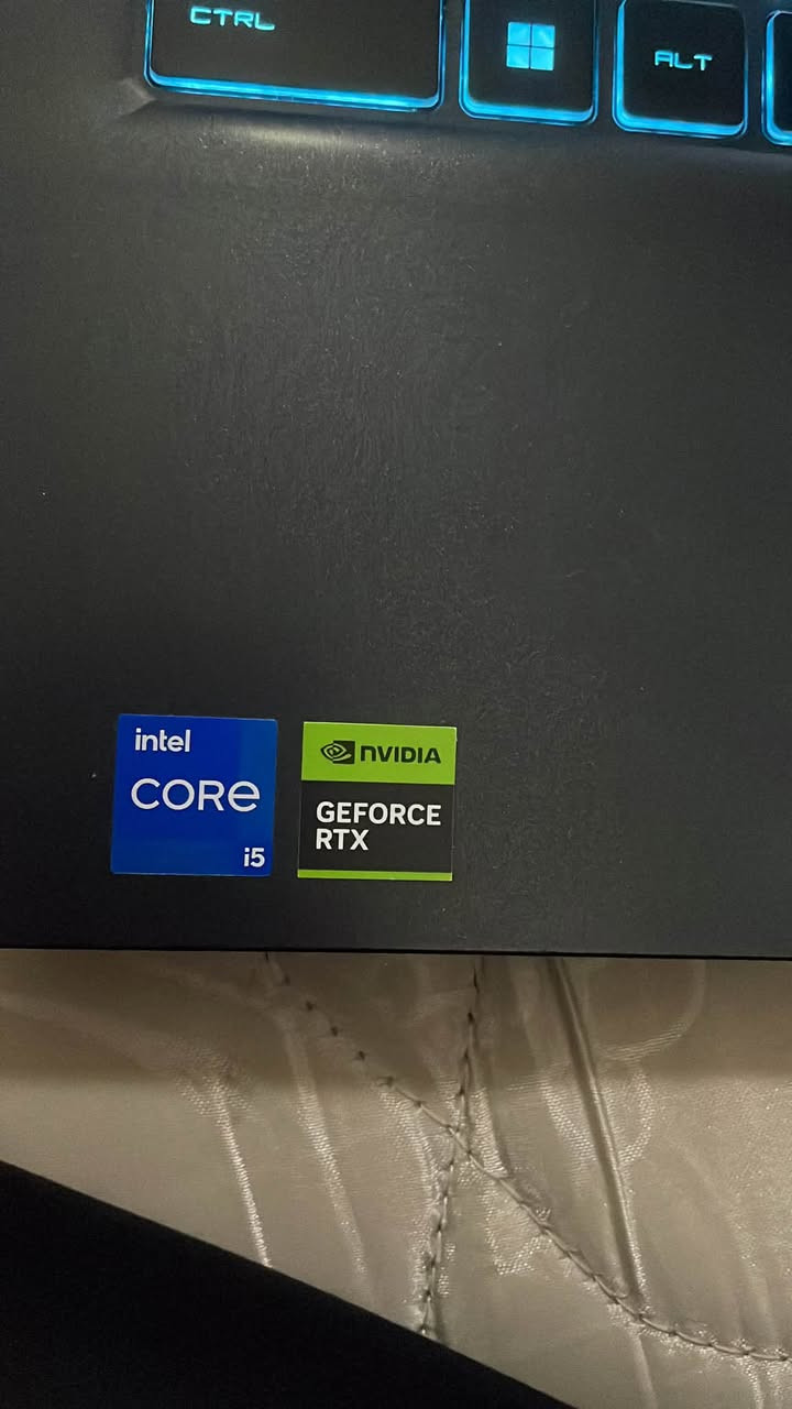 الموديلMSI Cyborg 15 A13UDX
* المعالج: Intel Core i5-13420H (الجيل 13)
* الرام: 16GB DDR5 بسرعة 5200 MT/s
* التخزين: SSD NVMe سعة 512GB (المتاح 477GB)
* كرت الشاشة: NVIDIA GeForce RTX 3050 Laptop بذاكرة 6GB (واضحة من عبارة Graphics Card 6 GB مع موديل A13UDX)
* نظام التشغيل: Windows 11 Pro 64-bit
* الشاشة: 15.6 بوصة FHD (غالبًا 144Hz في
نضيفه كلش السعر 850 لاستفسار *********** MSI للبيع كربلاء

