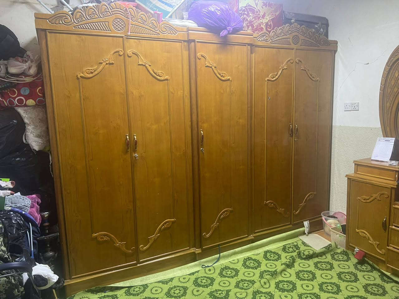 السلام عليكم
غرفه للبيع جدا نضيفه
الي حاب يشتري السعر خاص والتواصل ع هاذه الرقم ***********
