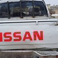 سياره نيسان فورويل للبيع  موديل 1994 الرقم 07800483131   الرقم 0770373...