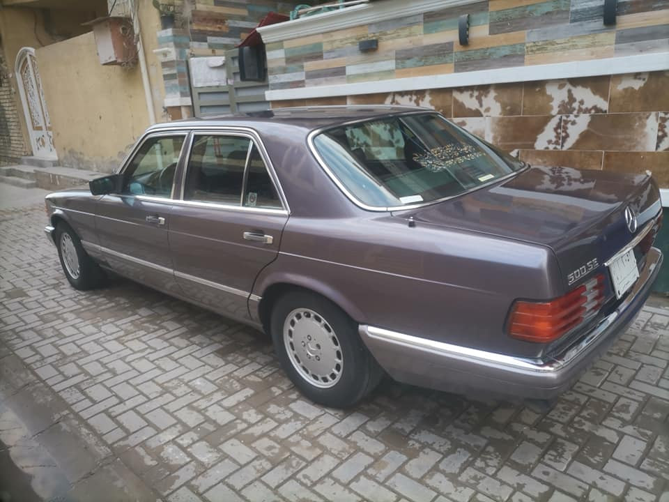 سلام عليكم مارسدس 91 رقم بغداد مميز مصبوغ عام جماليه بيع او مراوس حجم 560 بلادي سعر 150. رقم تليفون *********** بغداد, العراق
