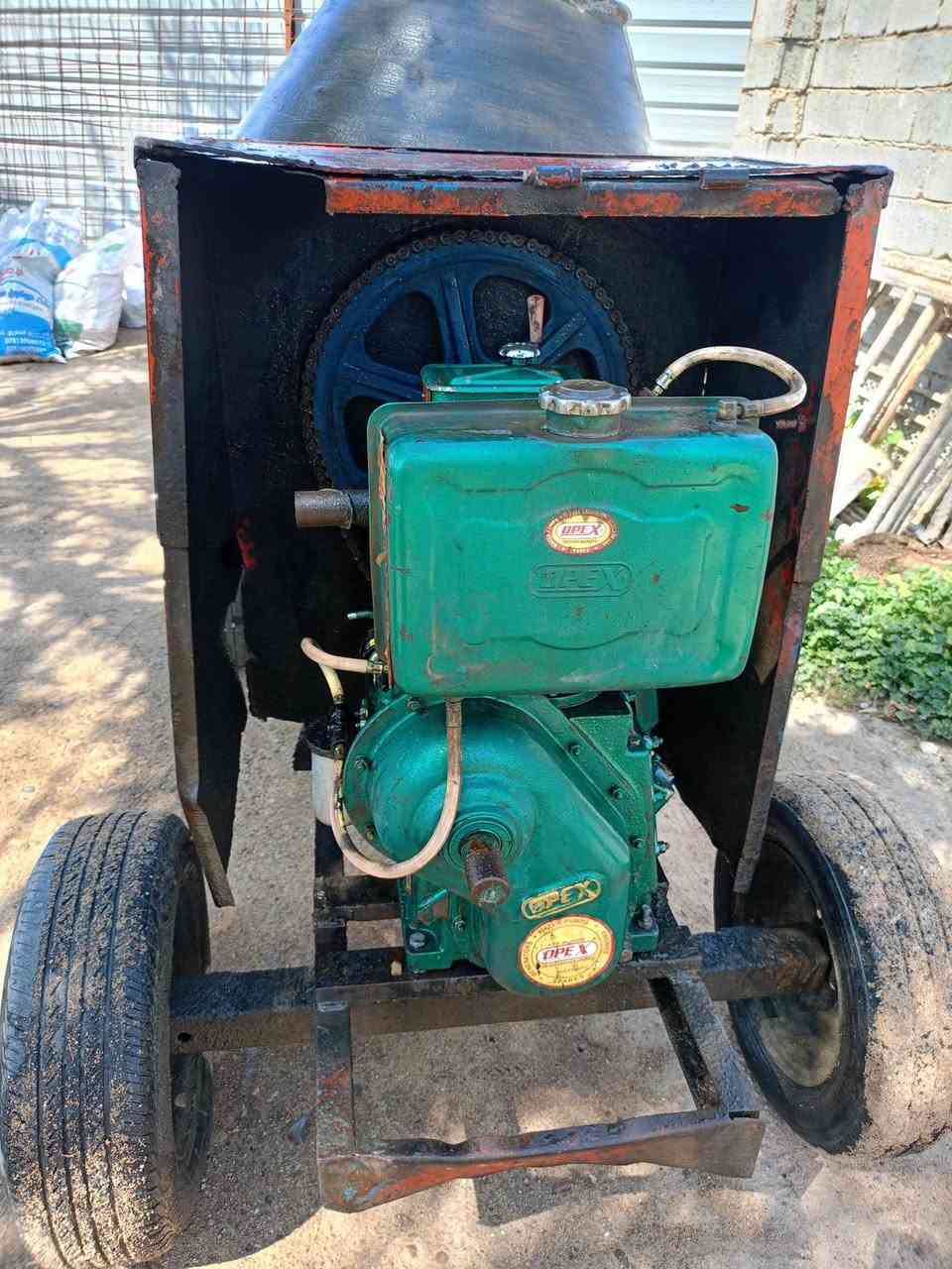 السلام عليكم خباطه للبيع مكاني المحموديه سعر مليون/***********/&/***********/
