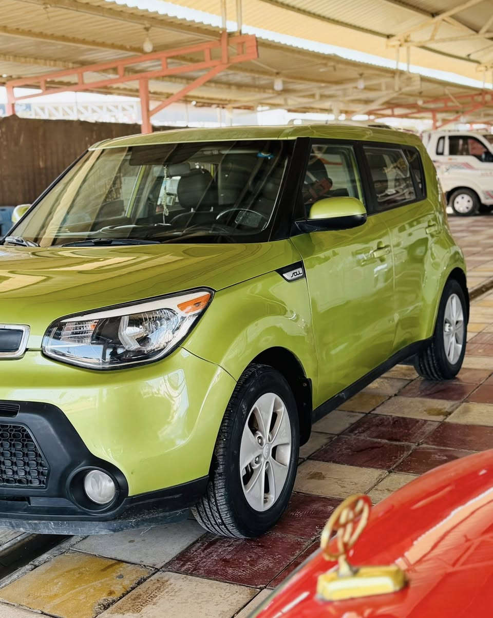 السلام عليكم 
صول 2015 امريكي ضرر جاملغ بنيد 
مكينه 1600 رقم القادسيه 
سعر 105 بيه مجال 
رقمي /***********/***********
