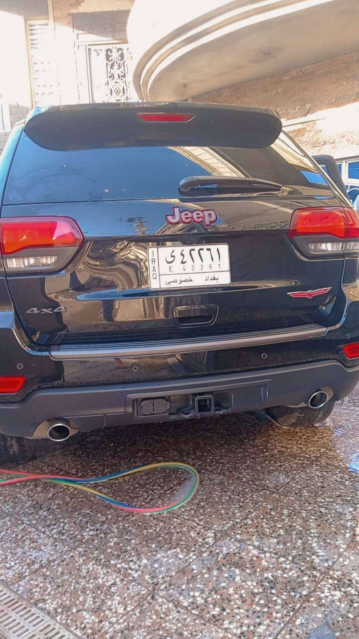 جيب كراند شيروكي اعلى فئه ترايل هوك 
وارد امريكي
موديل 2021
ماشيه 23 الف 
فول ١/١
مرقم بغداد باسمي
‏‎المواصفات :
‏‎* دفع رباعي 4x4 . 
سيارت بيها جكات 
للبيع المكان بغداد البلديات
مامتواجد على الانترنت 
التواصل *********** بغداد, العراق
