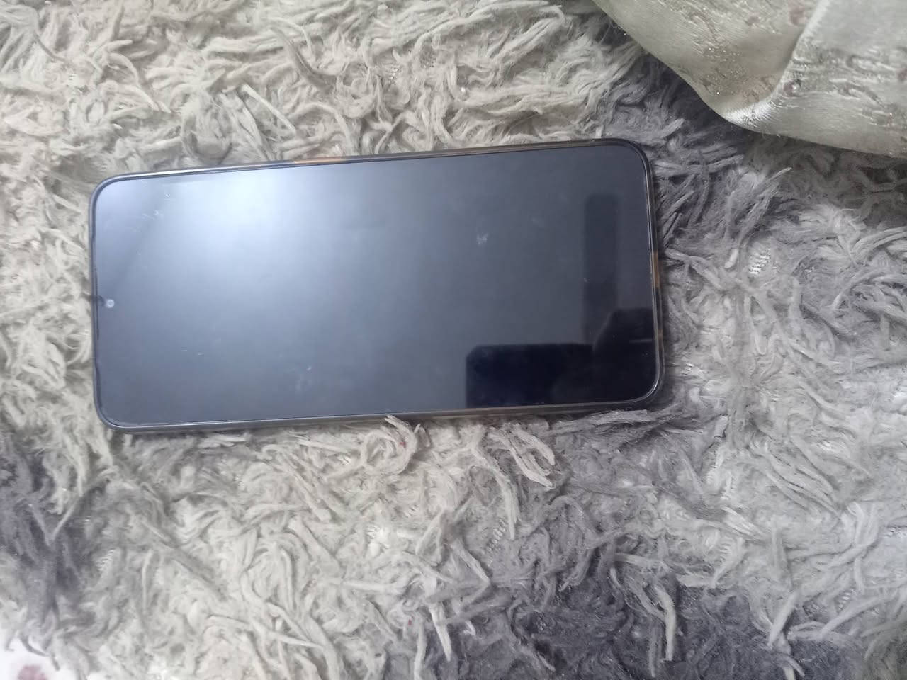 تلفون للبيع ذاكرته 64 موبايل نظيف 80 وبي مجال وهذا رقم الهاتف العنوان حله شارع 80  وهذا رقم الهاتف العنوان حله شارع 80 قرب محطه الاضواء    ***********
