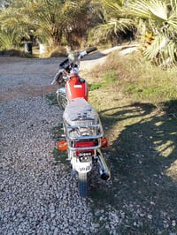 دراجة نارية • على امتياز • سكنر