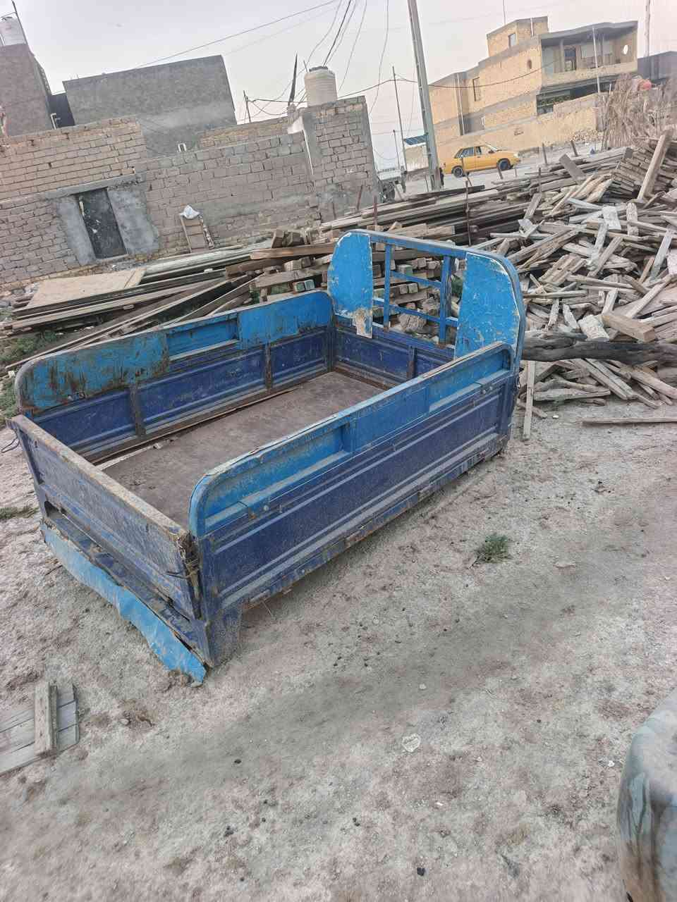 سلام عليكم  بدي ستوته   البيع   جديد صبق شريكه كله وضع شريكه بس الكاعيه طاكه ما ملحم أبد  وضع شريكه المكان الخضر  سعر 145   قفل   ***********
