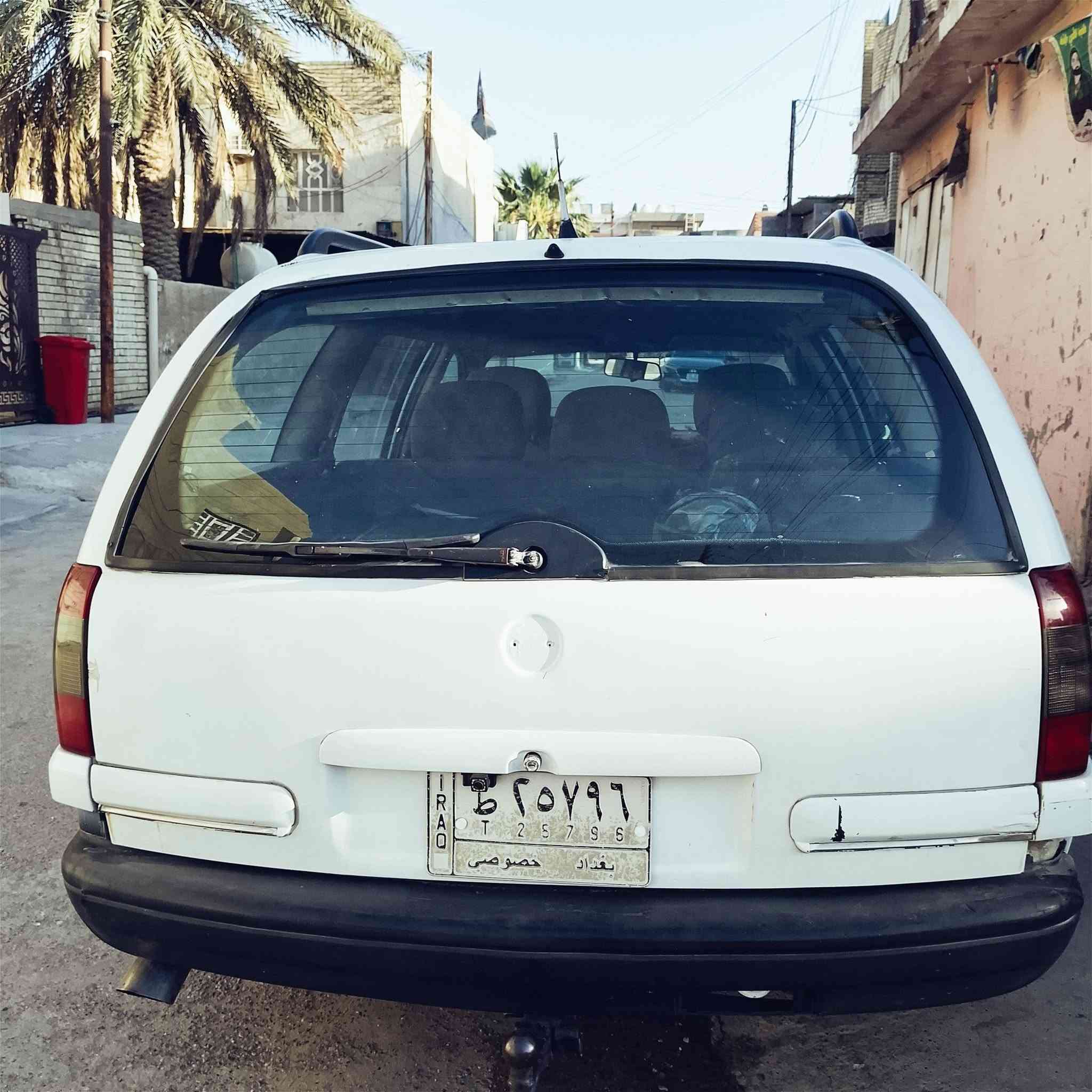 السلام عليكم وبل بزون موديل 1996 رقم بغداد مشروع وطني مكينه وكير بطه مصبوغه جماليه تبريد نقص كبريس *********** مكان بغداد
