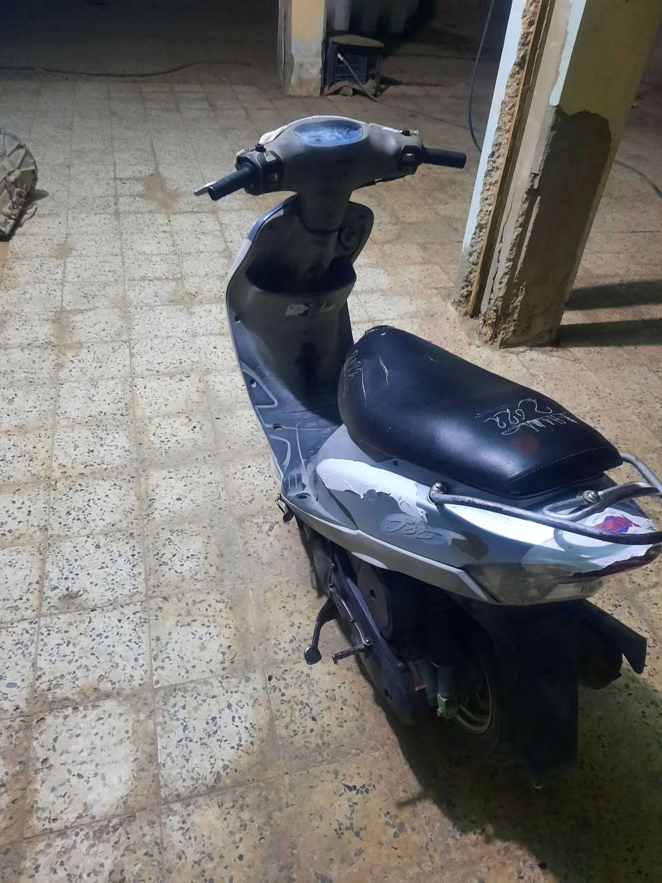 لسلام عليكم 
دراجه للبيع لسعر خاص


**إذا كنت صاحب هذا الإعلان وتريد حذفه لأي سبب، رجاءا أرسل رسالة إلى الدعم الفني**