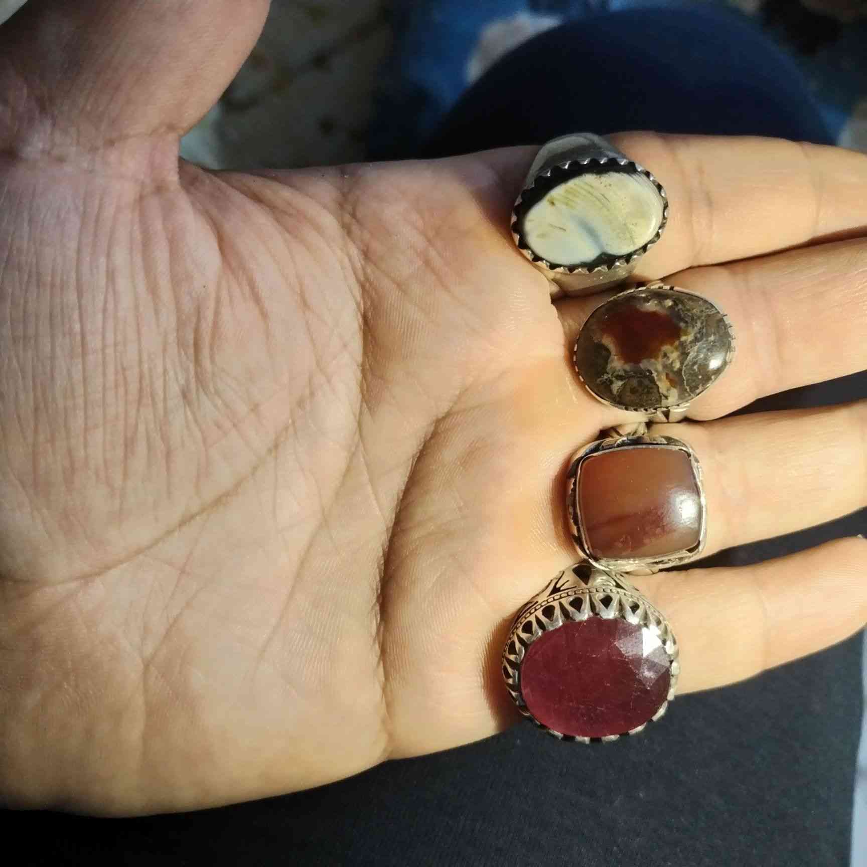 شلعه ضخمه انتيكه مرتبه وثكيله ٢٥٠


**إذا كنت صاحب هذا الإعلان وتريد حذفه لأي سبب، رجاءا أرسل رسالة إلى الدعم الفني**