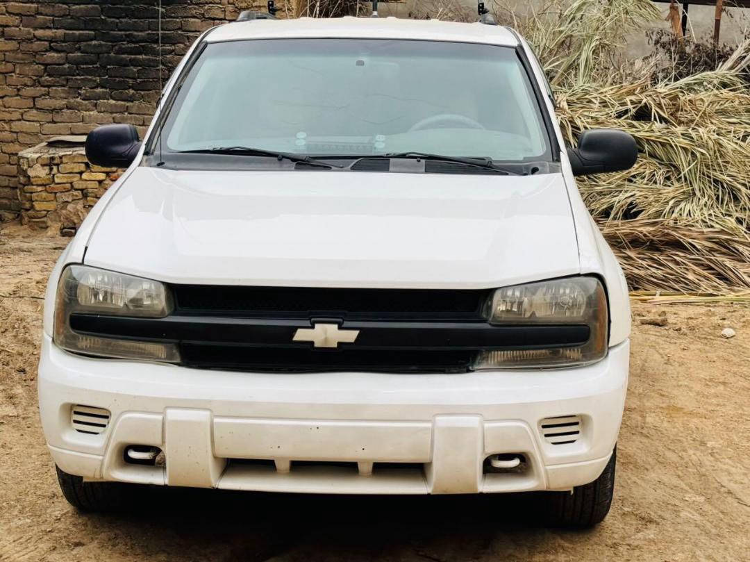 بلايزر مزاد جاهزة ونظيفة من كير ومحرك مكانها بابل السعر 60 وبيها مجال
***********
