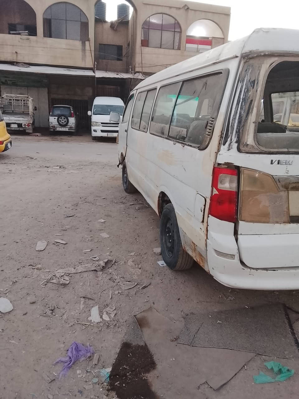 سلام عليكم فتون موديل 9 فراشه رقم الماني مصفره مجموعه مكفوله نقص دوشمه وجامه خلفيه السعر 20 وبيه مجال اتكفل سرقه وعشاير صاحبه مضيعين عنوانه  العنوان بغداد الدوره نهايت شارع 60 
***********
