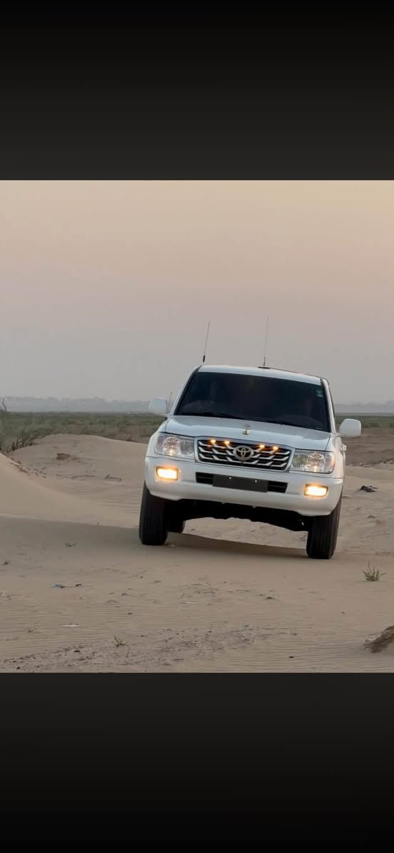 مونيكا مديل 2000 📦جديده السياره فول مواصفات بعدهي على وضع الشركه كير عادي 6 سلندر رقم اربيل (تريد وكاله او مداور ) ***********
