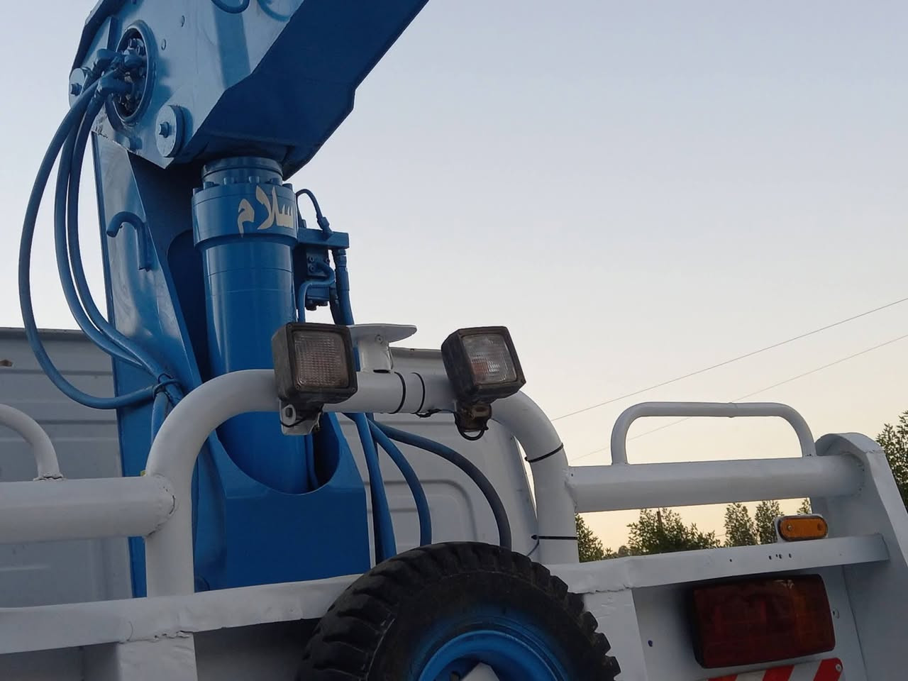 اتيكو كرين ٢٠٠١ رقم بغداد عارضها ب١٩٠ وبيها مجال مكان بغداد جهاز ٥طن اسلايت واحد مسجله٣ طن السنويه ل٢٩
الاتصال 
***********
***********
