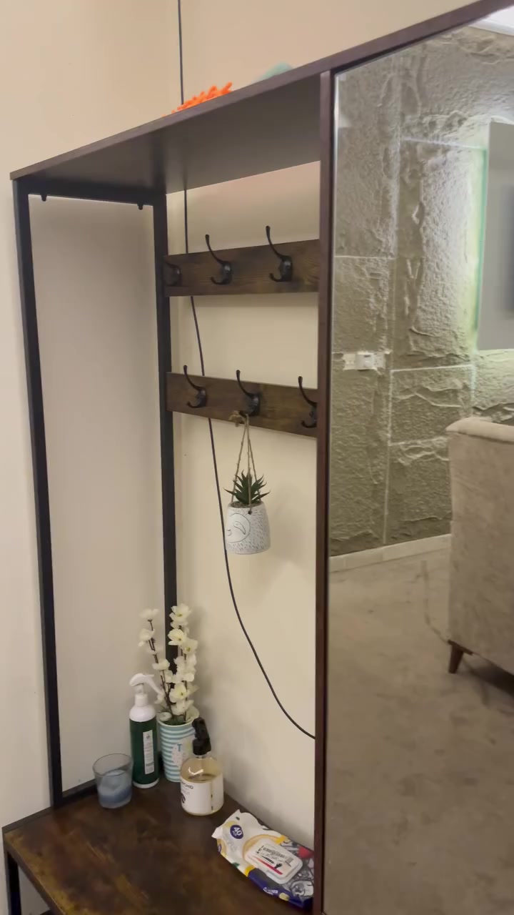 غرفتين وصالة 
الكرادة 

3 سبالت انفيرتر 
ثلاجة فستل 
غرفة نوم 
استقبال 
مطبخ 
تلفزيون هاينسس 4K بمليون ماخذها وصلها موجود
اوفن + طباخ + مكنسة + غلاية وهاي الامور
غرفة الثاني بي جربايات ام نفر 
ميز طعام 
ديكور 
زولية تفصال
جزامة 

الشقة كاملة متكامل حتى المواعين 
سعرها ٣ ملايين وايجارها ب ٨٠٠ بالشهر كامل 
مع العلم الشقة مكلفتني فوك ٨ ملايين


**إذا كنت صاحب هذا الإعلان وتريد حذفه لأي سبب، رجاءا أرسل رسالة إلى الدعم الفني**