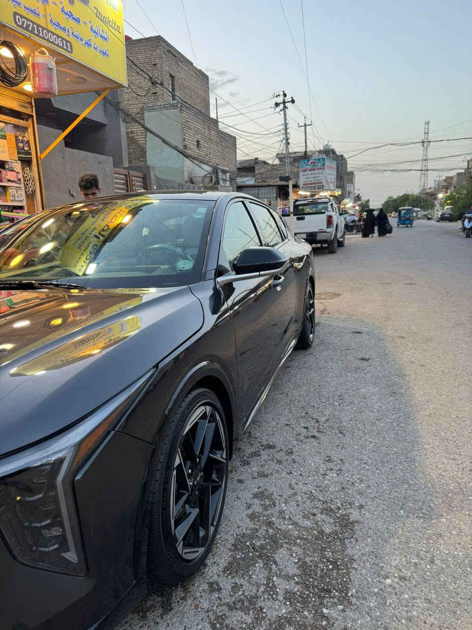 يا الله السلام عليكم
كي فور 2025 GTLen🇺🇸 فول موصفات لون فيراني متغير 
ضرر دعاميات مع تعديل بسيط بمقدار اصبع بدون صبغ بدون تبديل ليبل واحد بدون ايرباك يعني السياره كلين تعتبر 
عداد المسافه 9الف مايل 
🪩موصفات 
/محرك الفين دوش
/ فتحة سقف بنوراما 
/بصمت ابواب وتشغيل عن بعد 
/داخل لونين ابيض واسود جلد 
/كشنات تبريد وتدفئة
/ ستيم صوت هارمن كار 
/كشن خزن ميموري مع وضعيتين قياده 
/شفتات ستيرن 
/كشن كهرباء 
/ شاحن لاسلكي يدعم الشحن السريع ومنافذ تايبسي
/هاند بريك بصمه 
/ اوتو هولد توقف ذاتي 
/ نضام خروج المسار 
/ قياده اليه 
/ رادار 360 درجه 
/ستيرن رجاج عند الخطر 
/مثبت سرعه ذكي 
/ دمام خلفي 
/نقاط عمياء 
/ شاشت تبريد لمس 
/وضعيات قياده سبورت ونورمان 
/ مري قلاب عند الرجوع لخلف
/ كشن متحرك لجلوس عند فتح الباب 
/ اشاير بل المري
/ مسند خلفي وتاكاوي خلفيه 
/سوادات بيانو بلاك 
السعر اتصل وتأمر امر فقط الشراي 
مكاني بغداد الحريه 
هاتف ***********
سعر السياره  189 و بيه مجال

