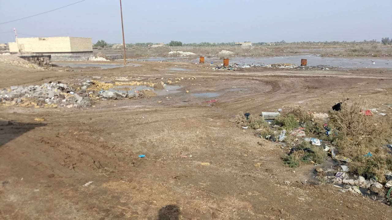 قطعه 400متر خوش مكان يم شركه ساوا لو لا مكان سماوه نزلت على الظاهر يم شركه لؤلؤه   الرقم ***********
