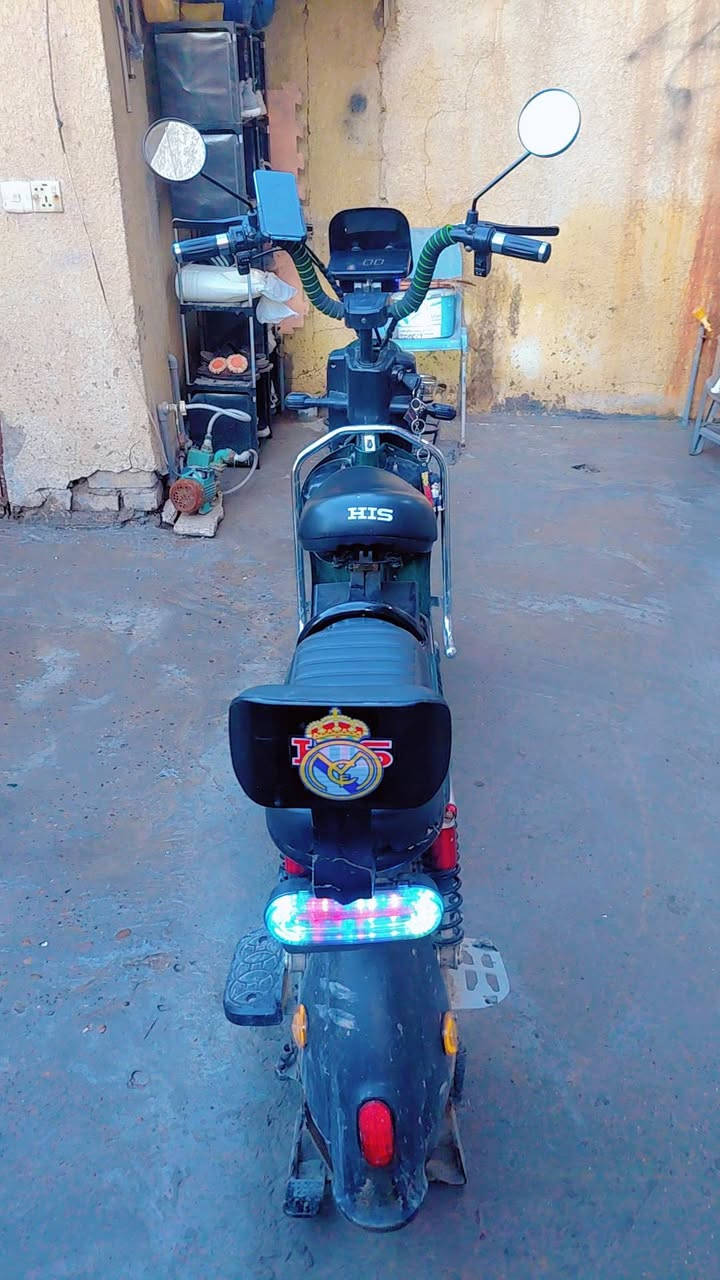 السلام عليكم دراجه شحن للبيع مكني بغداد الشعب ***********
