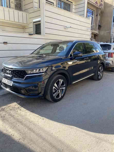 السلام عليكم 
للبيع فقط 
كيا سورنتو 2023 هايبرد وارد امريكي 

ممشى السيارة 14 الف ميل  
رقم بغداد الجديد 

المواصفات 
4*4 فور ويل 
بصمة بيبان امامية 
كشنات vip 
تحديد مسار 
نقطة عمياء 
مثبت سرعة
رادار امامي 
رادار خلفي 
رادار خلفي 
مانع تصادم 
تحكم ستيرن جهتين 
شفتات ستيرن 
لد امامي خلفي 
اربع وضعيات قيادة 
گير ماوس 
تشغيل عن بعد 
ابل كاربلاي
شاحن وايرلس
كشن السايق و المرافق كهرباء 
تدفئة كشنات 
اوتو هولد 
نظام النزول من المنحدرات 

حادث السيارة كما موضح بالصور 
صبغ جاملغ امامي ايمن وباب  
السيارة مكفولة شاصي محرك گير بطاريات كاملة مكملة الف متصرف عليها 
شرط الفحص

مكان السيارة بغداد 

للاتصال او واتساب 
***********
