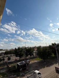 قطعه أرض مساحة 100 واجهة 6.5 ونزال 16 منطقه هور رجب قرب السوق مع توفر ...