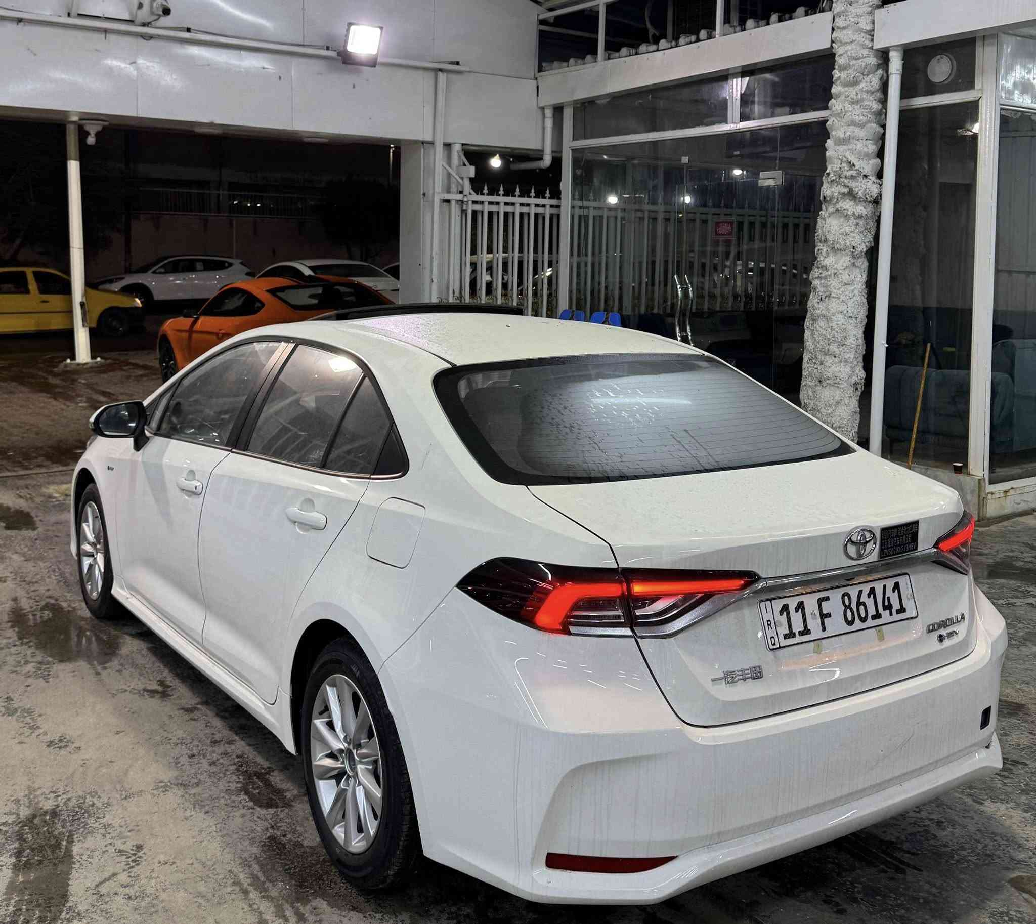 📍زبائن معرض الريان توفر
كورلا موديل 2025 زيروو فولل
شكل الخليجي مرقم بغداد وعليه لوحات
بيها فقط الطخه الي بل باب الصدر الخلفي 
ماشيه  67 كيلو فقط زيرووووووو السياره 
مرقمه وكامله ولوحات وسنويه 
السعررر مناسب مناسب 
 الاستفسار اكثر ***********
📍الموقع بغداد الكريعات (معرض الريان)
