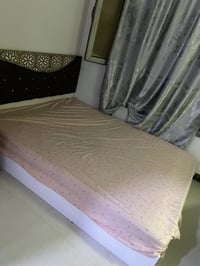 غرفه مستعمل بيع دورة رقم ٠٧٧٢٦١١٠٣٩٨