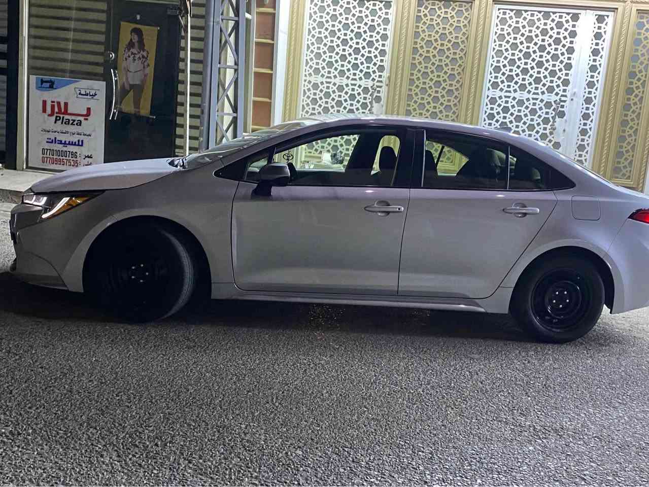 سلام عليكم كورله هايبرد كندي للبيع 
موصفات بصمه
بيبان اثانين بصمه
ليتات دبل عدسه LED
ردار قياده علىً مسار +ردار بريك +ردار قياده ثلجيه+ردار مسار+ ردار قياده ذاتيه +حسسات جانبيه للسياره مال استيرات
٣ نضام مود بيها ECO+سبورت+PWR
نضامين هايبرد EV MODE + EV ECO
صندوق بصمه اهويه موصفات بيها بعد 
تشغيل عن بعد 
السياره كندي LE محسن بدون سلايت محرك ١٨ يعني ١٨٠٠ المرغوبه ضررها السياره من كدام البونيد امبدل بلادي او ٤ قطع راش امريكا بيها بدون دواخل 
ضربتها كولش خفيفه السياره راديتر او دعاميه او ليتات او ردارة كولها بلادي مالتها يعني مامبدلت
موديل 2022 بيع او مراوس 
*********** كركوك, العراق
