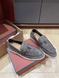 ملابس • مقاس ٤٣