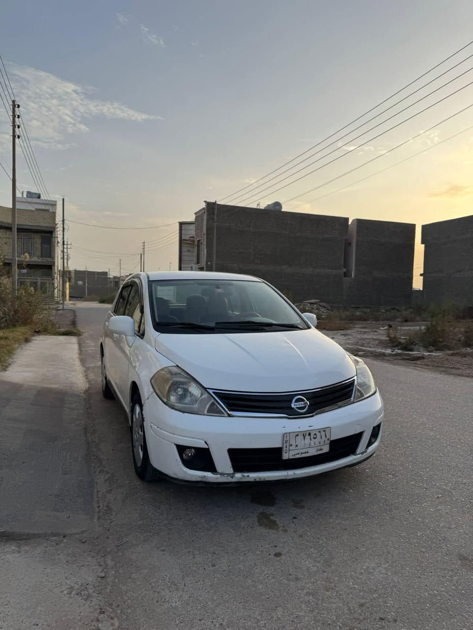سلام عليكم 
نيسان تيدا 2012 
بيها صبغ اقل الاحزام بس نكول احزام 
سياره مكفوله من كير من محرك من ضربه 
تخم تاير جديد صدر جديد دبلات جديده  سياره مال بيت 
محركها 1800 مرغوب 
سعرها 85 وبيها مجال 
للتواصل هاذا رقمي ***********
