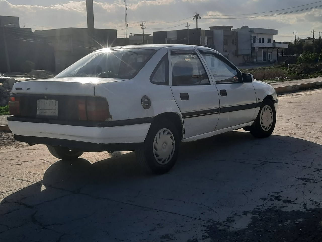 السلام عليكم اوبل فيكترا رقم بغداد الماني سنويه عظم عاج شرط الوكاله والتحويل حجم 18 موديل 91 سياره حلوه ما بيها كل نقص جاهزه من الدعاميه للدعاميه سياره صبغها كله بلادي ما عدا الهلالات والدوسات محرك كير صدر تايرات كله بشرط للبيع او المراوسه حسب القناعه
السعر26 وبيها مجال
العنوان كركوك
رقم الهاتف ***********
