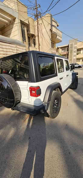 جيب رانكلر ويلس سبورت  انلمتدد 2022...رقم سليمانية باسمي موجودة حاليا في بغداد ..
حادثها خلفي موضح في السونار ..بجم كبس بحالة الوكالة من محرك وكير وميكانيك..مواصفاتها خاصة بسيارات الاوف رود
محرك 6CL 3.6  المرغوب
الكير 8 نمر ..دبل اكسل ..لو كير ثقيل وخفيف
..بصمة تشغيل ..سنتر والجام عادي ..كير اوتماتيك مع لو كير 2H 4H ثقيل وخفيف ..تبريد خلفي ..كشنات مخمل ..الانارة جميعها لد ..شاشة وتحكمات لمس حجم الوسط..تحكمات ستيرن كاملة..يوجد معاها طخمين اطارات جبلي وسوفت ...سقف فايبر المرغوب متحرك 3 قطع قابل للفتح مع الابواب..
عداد مسافة 15 الف ميل فقط بحالة الوكالة جديدة
للبيع بسعر مناسب 
للاتصال 
*********** بغداد
