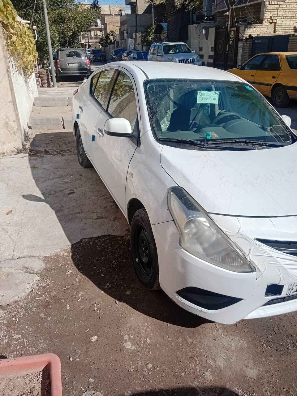 سني هندي موديل ٢٠١٨ صبغ دعاميه خلفيه ماشيه ١٨٤ بيها طخات بسيطه من الصفحتين السعر ٩٣ورقه مكاني الحريه الاتصال ***********
