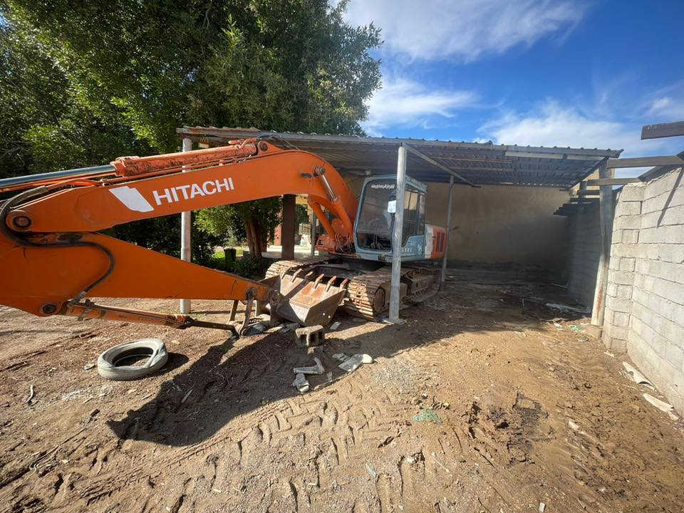 بسبب المواعيد الكاذبه أعيد النشر حفاره 2 للبيع موديل 91 جاهزه للعمل حداديه مكفوله زناجيل نص عمر مضخه جاهزه محرك لا تنقيص ولا تبخير سنويه باسمي مجدده لسنة 30 السعر 75 ورقه وبيها مجال للاستفسار 

 
***********.     ***********
