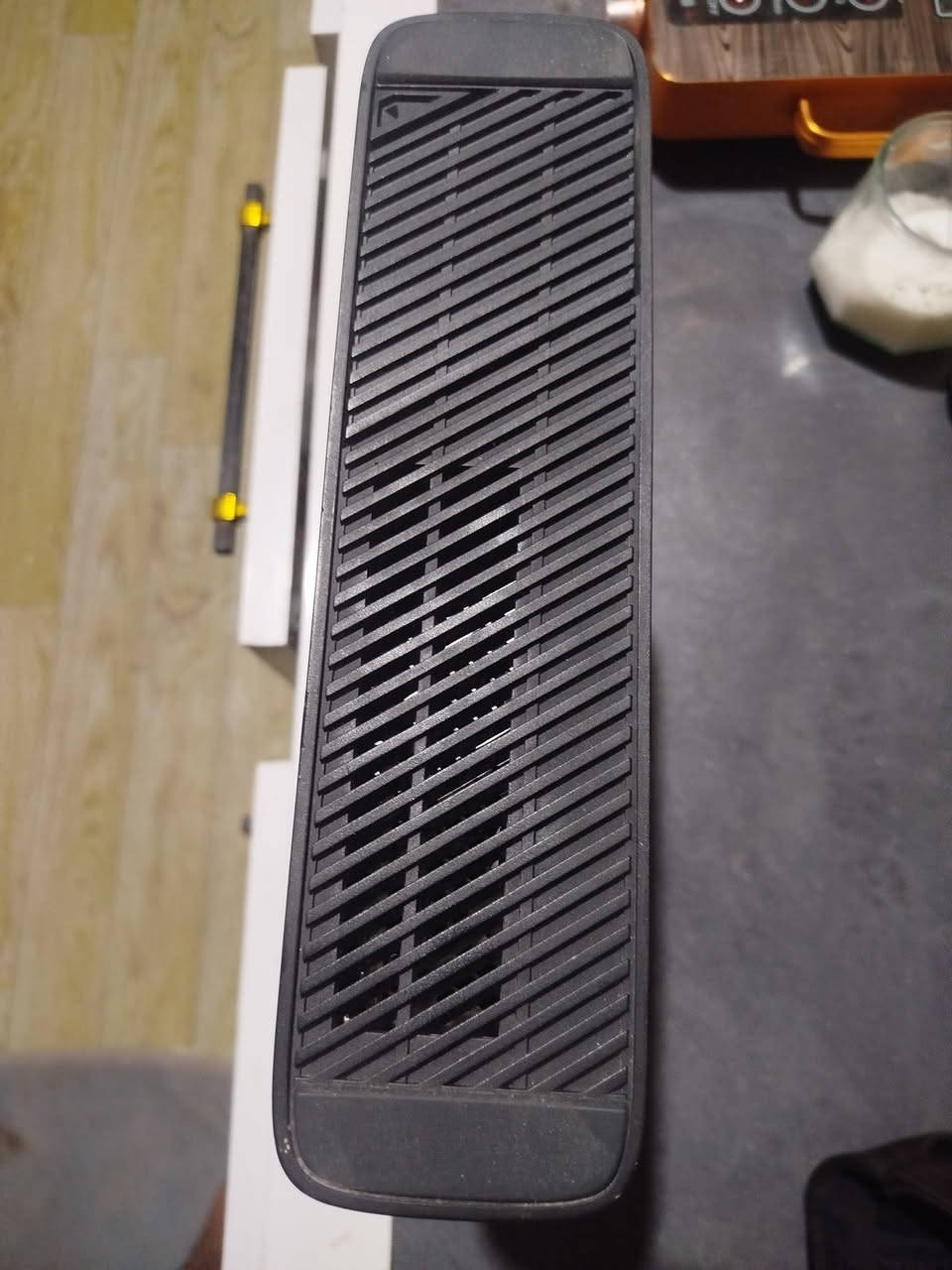 سوبر سلم Xbox 360  مهكر
كامل ملحقات ويا يدة اصلية مال الجهاز ويدة ثانية مال بلي تو وياها توصالة 

90 الف واكو توصيل ***********
