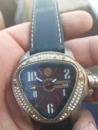 ساعة • شغالة • للبيع