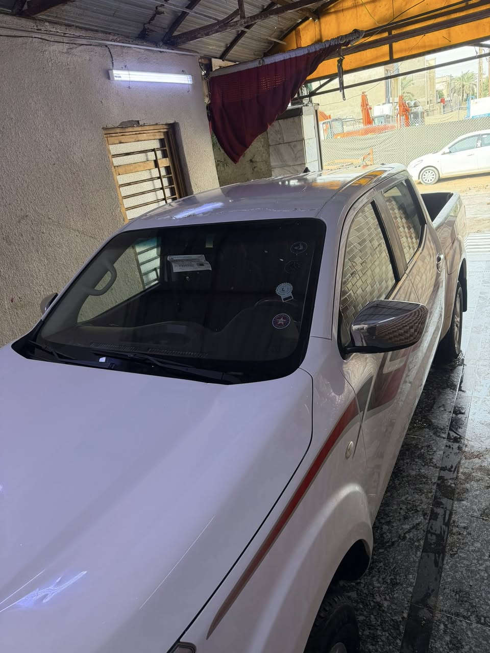 السلام عليكم نيسان نيفاره 2016 السياره كفاله عامه لاصبغ لا ضربه ولاتبديل ماشيه100 حداده تخم تاير كير محرك كله شرط الفحص رقم اربيل سنويه نافذه تحويل وكاله ثاني يوم شرط السياره جاهزه للاخير ونضيفه ع ايدي مكاني السياره البصرة السعر 138 ورقه وبيه مجال للشراي ***********
