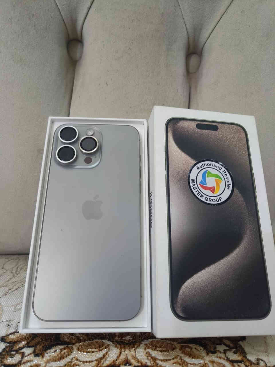 15 برو ماكس
شرق اوسط AA.A
ذاكره 256
بطاريه 90🔋 بالحاسبه بالجهاز 89
نموذج M بلادي وتر بروف
سعر مليون و75 قفل
مكاني الرمادي ***********
