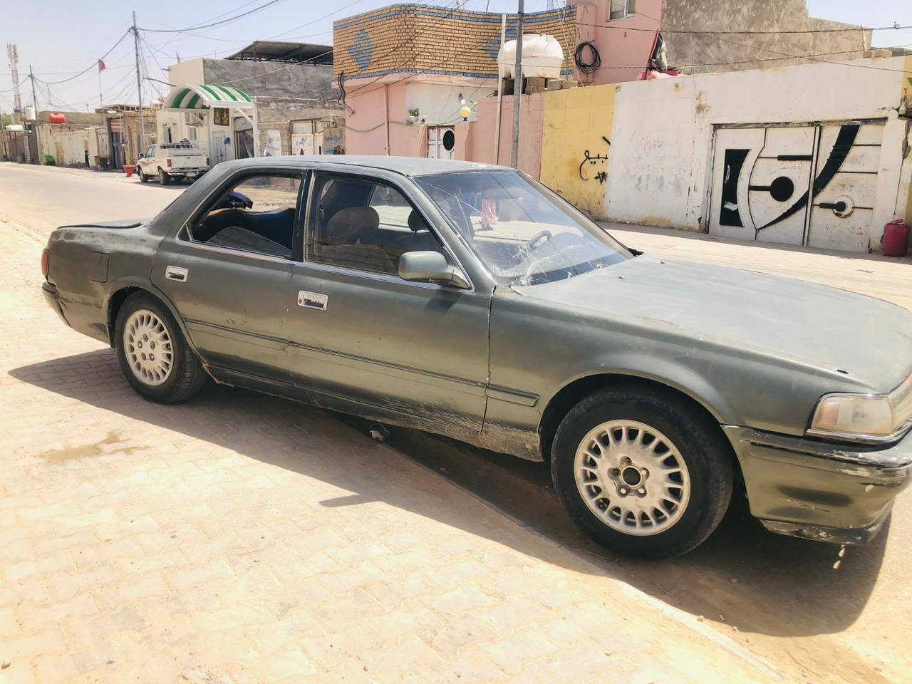 السلام عليكم
سيارة كرستا عظم للبيع موديل 1993مالكها نجف رقمها نجف  سنويه ساقطة 2019
گير محرك كهربائيات 
سعرها 18 
رقمي ***********

