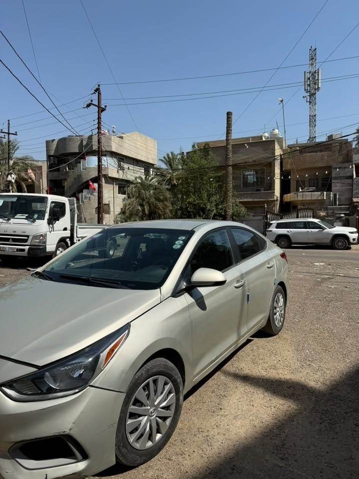 اكسنت 2018 امريكي⬇️
الموصفات 

تحكمات

شاشة 

كامرة

كير at مرغوب

محرك 1600gdi

كير محرك مكفول

السونار داخل المنشور 

مكان السياره بغداد عطيفيه

,,,,

السعر 

 100ورقه🔻

للاستفسار 

***********

,,,
