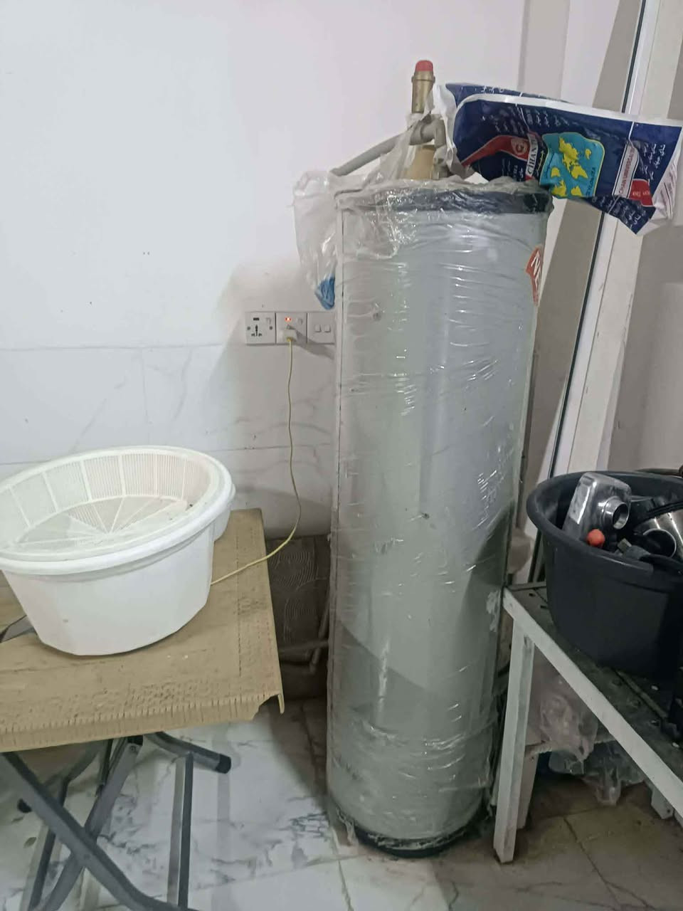 فڕن کولیرە ونان .هە موشتیکی لە گە ڵە کاملە.شوین چە م چە ماڵ.*********** شمشمل, السليمانية
