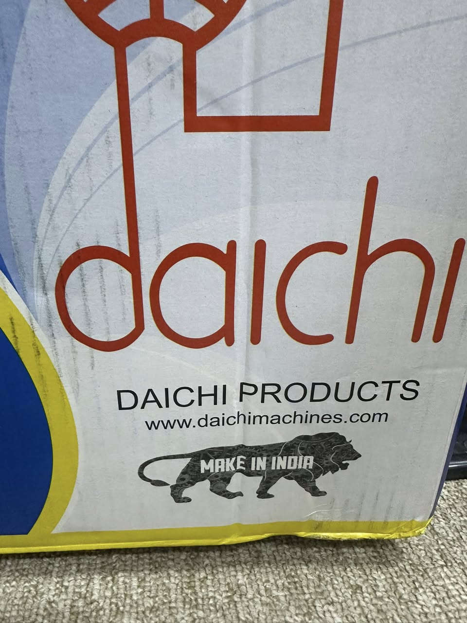 مكينه خياطه فراشه هندي موصيني استعمال ١٠ايام السعر ٧٥ ألف ماخذها ١٠٠ ميز طعام مع اربع كراسي عظم عاج السعر ٨٠رقم وات ساب ***********
