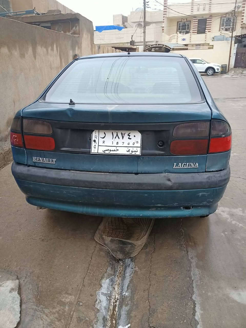 سیارە رینو مودیل 94 سیارە بدون عیب خیرە من اللە صاحبه موجود سعر11ورقە بی مجال بصیط مکانی کرکوک
رقم ***********
