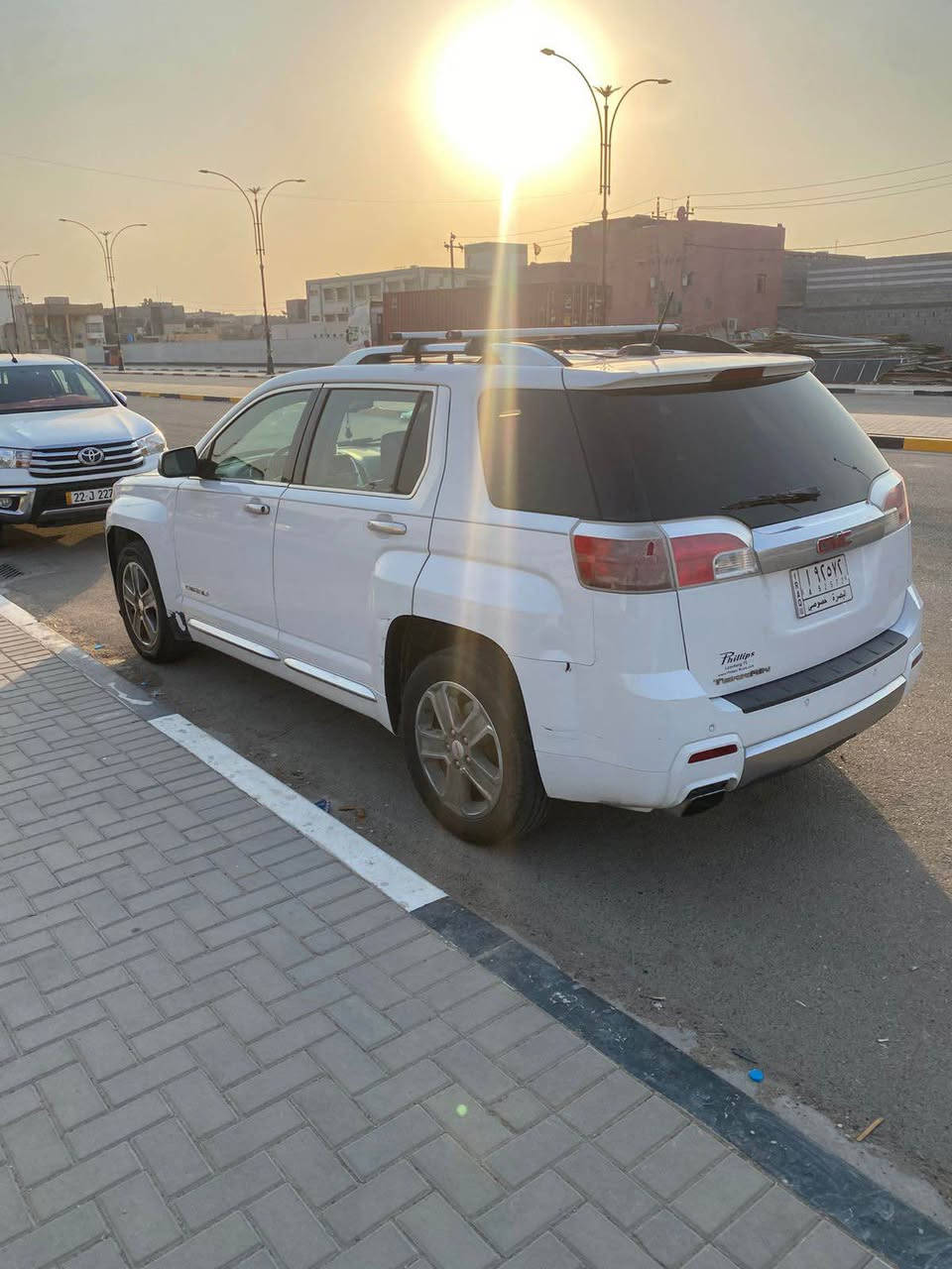 مكلف بل نشر 
تيران 2015 وارد امريكي فول مواصفات دنلي حادثها فقط الدعاميه مامتعور بيها شي 
مكينتها بيها خيط تبخير كيرها تبريدها كفاله
سنويتها منتهيه وراعيها يريد تحويل اهم شي
سعرها 120 وبيها مجال قليل
مكان السياره  البصره  دور الشرطه 
0770 487 1342 البصرة, العراق
