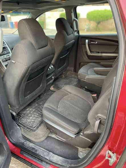 السلام عليكم
جي أم سي  اكاديا ٢٠١٢ 
رقم بغداد مشروع وطني
مكفولة بدون حادث وبدون صبغ 
فول مواصفات ٧ راكب
كير ومحرك مكفول 
محرك ٢٦٠٠ جديد حاوية
صندوق كهرباء
كشنات امامية كهرباء
كشنات ملكي منفصل
تخم تاير
السيارة احلى من الصور جديدة بمعنى الكلمة
تحويل مباشر
السعر ( ١٢٠ ) ورقة 
لمزيد من المعلومات التواصل على رقم الهاتف 
***********
مكانها بغداد حي الاطباء
اخوان انا مكلف بالنشر الرجاء الاتصال على الرقم المذكور بالمنشور
