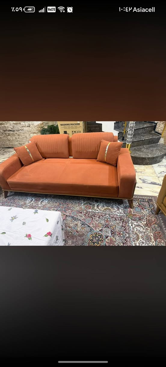 تغم قنفات للبيع بسبب تحول إلى مكان آخر
تغم من عشر مقاعد  نضيف جدا 
تركي
قنفتين كبيره تفتح تصير سرير نوم
سعر شراء مليون ١٠٠ الف
نبيع ٦٠٠ الف عنوان بغداد بلديات شارع كاشي رقم تلفون ***********
