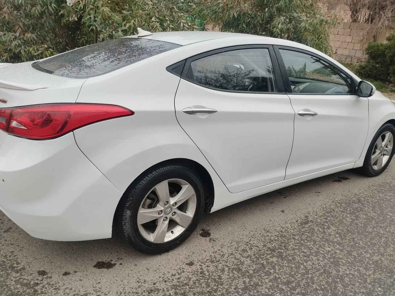 رمضان كريم عل جميع
افانتي ٢٠١١ 

فول موصفات

كشنات جلد + تدفئة

مرايات شفط + اشاير مري

كاميرة + حساسات 

تبريد شاشة

سلايت 

طخم مبدل جديد كامل مع دبلات

بيها صبغ باب خلف نفر + جاملخ تطويز  وبيها تكمة سايق ضرر تحرير مع تقليم كرت حول سلايت مأشرين بل صور

سعر مناسب ١٠٧ و بيها مجال 

***********
