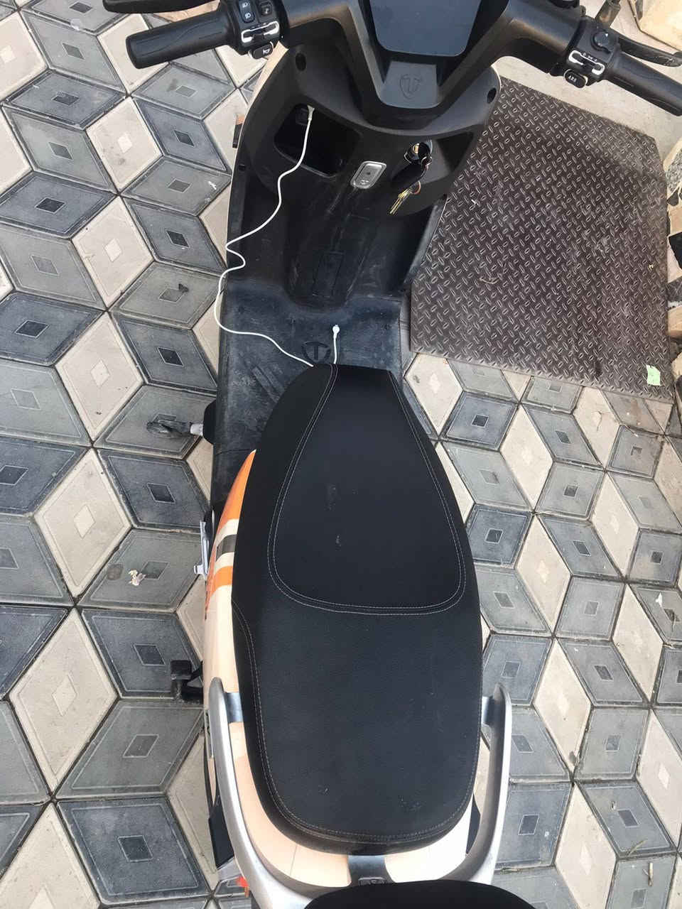 الـــــــــســـــــــــلام عليــــــــــــكم🙋‍♂️❤
دراجـــــــــــة»»(ريـــــان🌿✨🤍)  
موديـــــــــــل               2025🔥

بطاريــــــاتها🔋🌴 (عدد 6🔥🔋)
تمــــــــشي بالشحــــــنة الواحدة 70‌🇰🫠❤
ســــــــــــرعـــــة الدراجــــــة 60 ‌⚡🏍

 مـواصفاتها لايت عالي ناصي اشاير خلفي امامي 🫣 دراجة اخت النظيفه ✅🌿🫂

للبيـــــــــــع(🧡💜725 الف) 💁‍♂️وبيها مجال بسيط🙆‍♂️

عــــــــــــــــنـــــــــــوان: بغداد» حي الجامعة» شارع66

الــــــــــرقــــــــــم: *********** اسيا💝
مــــــــلاحضــــــــة! لايوجد فيس ولامازنجر
+
مكلف بالنشر الرقم بيه واتساب او اتصال على السيم كارت
