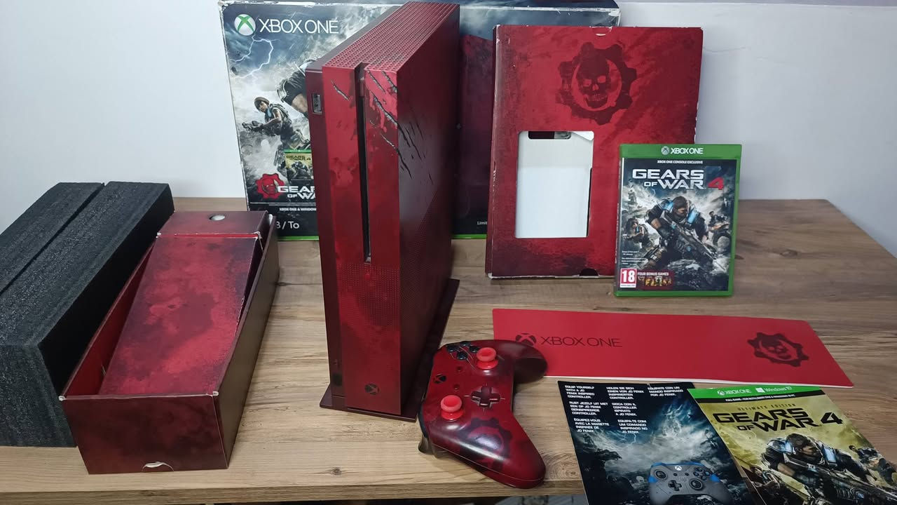 للبيع اكس بوكس وان اس باندل نسخة نادرة جداً. شحجيلكم عن القطعه نضافة 100/100 ممستخدمة ابد مضمومة كارتونه كامل وحت قرص وحت حساب ويا من الشركة وستاند ومساحة 2T جهاز روعة شخط مابي اطيك ضمان مدى العمر سعره 265 للأتصال *********** كارتون مطابق وبعده بجياسة الشركة الصور تحجي
