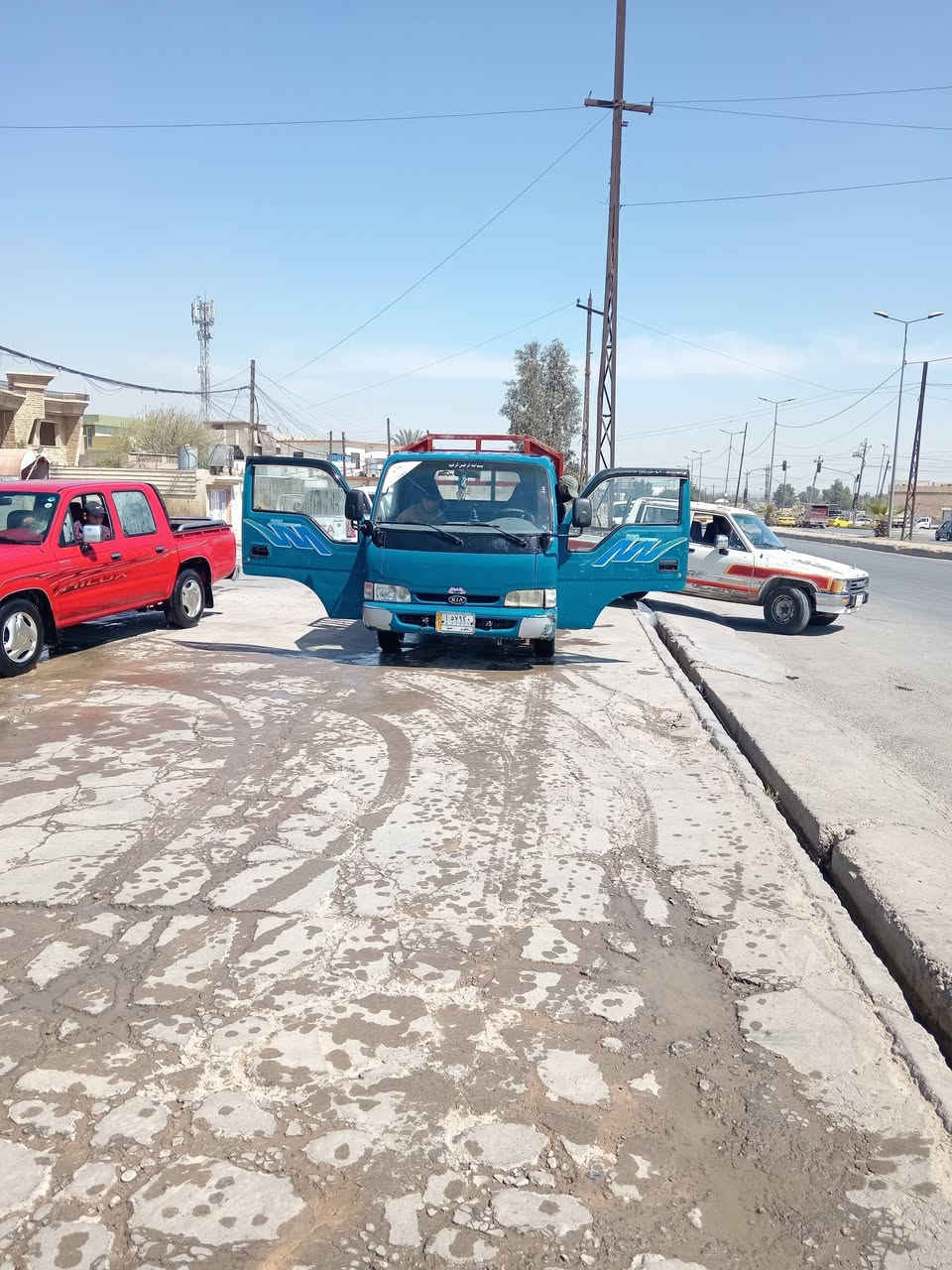 السلام عليكم كيا فونتيرا موديل 97 شاصي شرط لا فطر ولا قص طقم تاير جديد باتري جديد رقم نينوى ***********////***********
