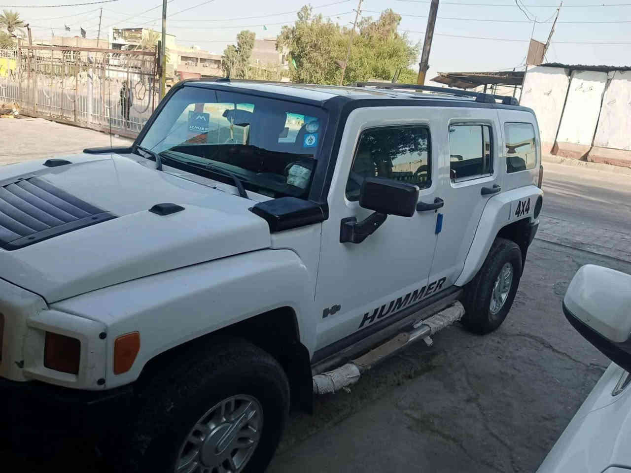 همر H3 ابيض اللون بغداد دولي موديل 2007 باسمي محرك وكير تاهو 5300 مسجل بالسنويه صبغ بنيد بيه منضومة غاز 80 لتر للبيع او المراوس
هزه جديدة 
غاز 80لتر
فتحة سقف 
تخم تاير جديد راديتر مع بنكات جدد
تحويل مباشر
شاشه 
كامره 
لايت زنون
كهربائيات كله شغاله 
السعر 105
بغداد الشعله 
***********
