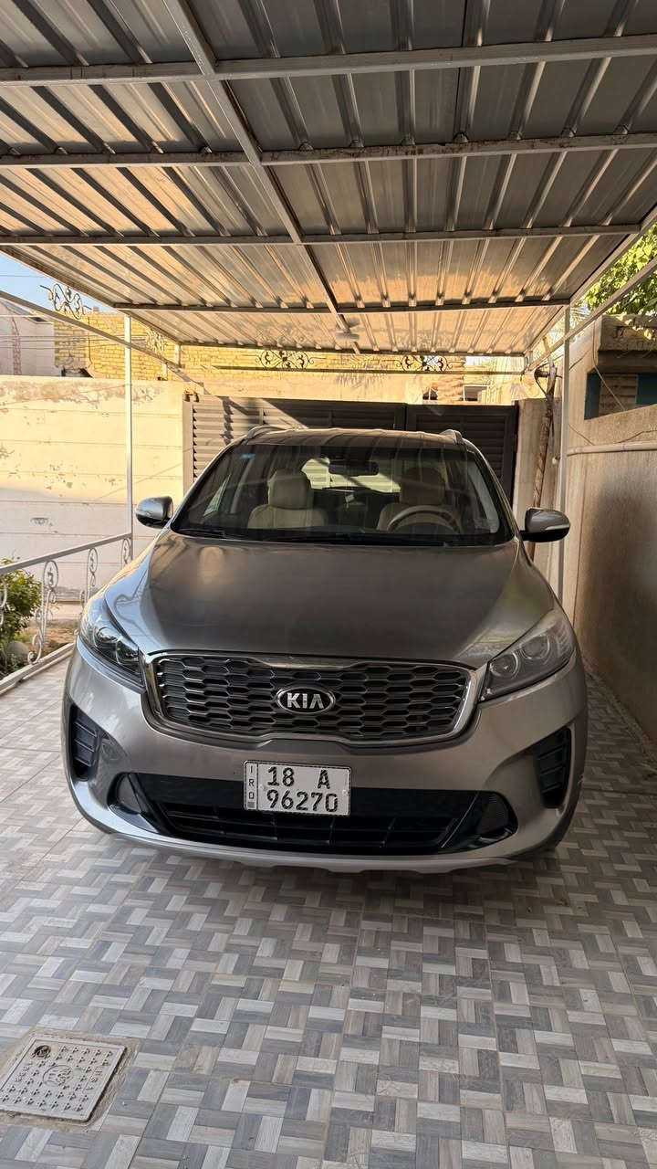 سورنتو 2019 امريكي السياره زيرو جديده كلش ماشيه 32 الف ميل 📦المحرك والكير والتبريد وحداديه مكفولات حادثه بنيد وجاملغ جهة السايق  رقم بابل الجديد مواصفاته معروفه تجي سبه راكب،قطعتين تبريد ،حساسات خلفيه وكامره دواره  ،تدفئه كشنات اماميه كشنات جلد كشن السايق كهرباء ،نقطه عمياء ،وبيه بعد هواي مواصفات السعر 190 وبيه مجال بسيط مكاني بابل الرقم ***********

